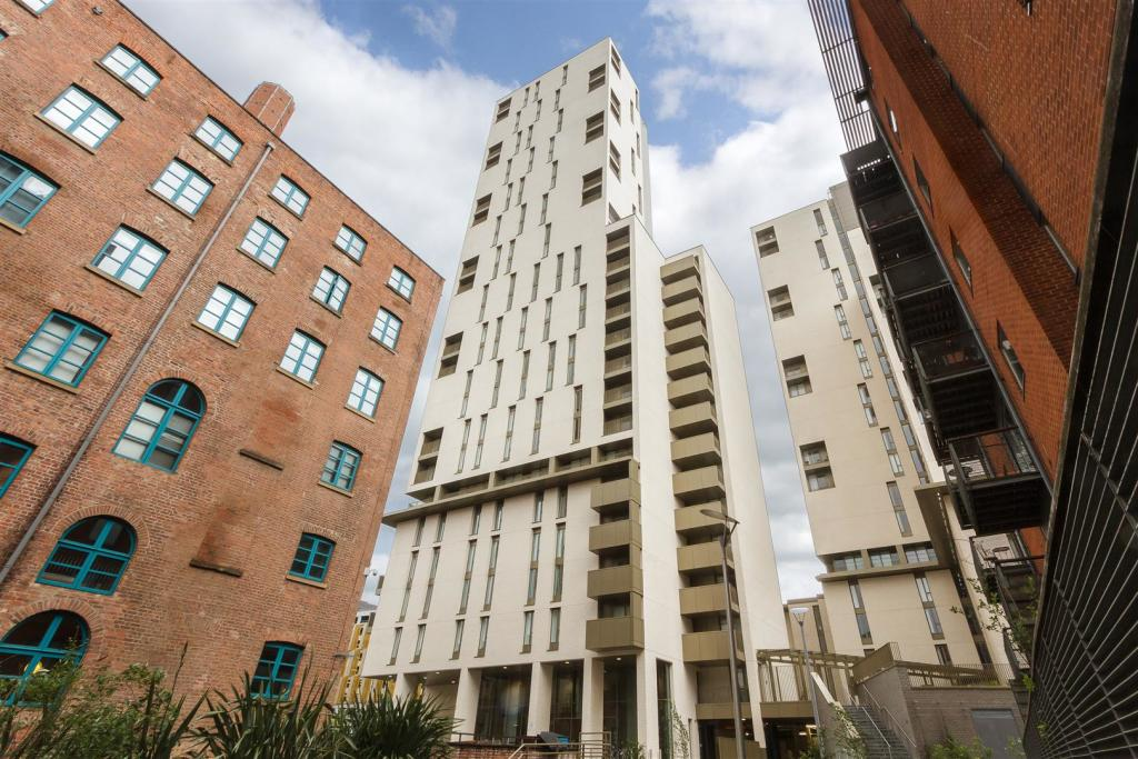 3 Bedroom Apartment